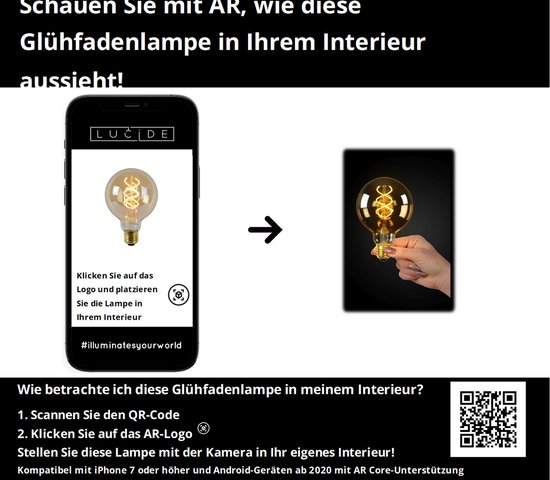 Scherm van smartphone toont AR-weergave van een G95 lamp in een interieur. Rechts een foto van de lamp in hand.