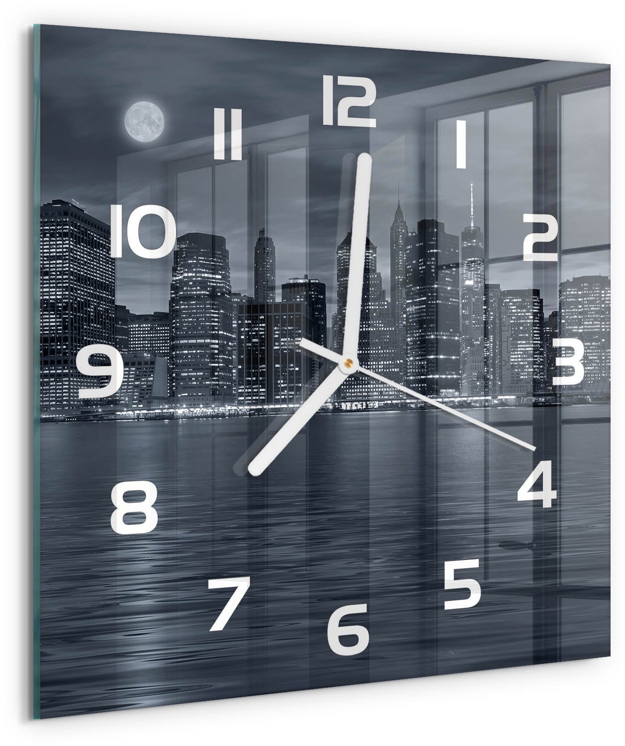 TULUP Wandklok - New York 's nachts Gekleurde Glazen Klok - 30x30 cm - Zwart-wit Glazen Klok Met Print - Witte handen - Vierkante Klok - Moderne Wandklok Glas - Wandklok Glas Decoratie