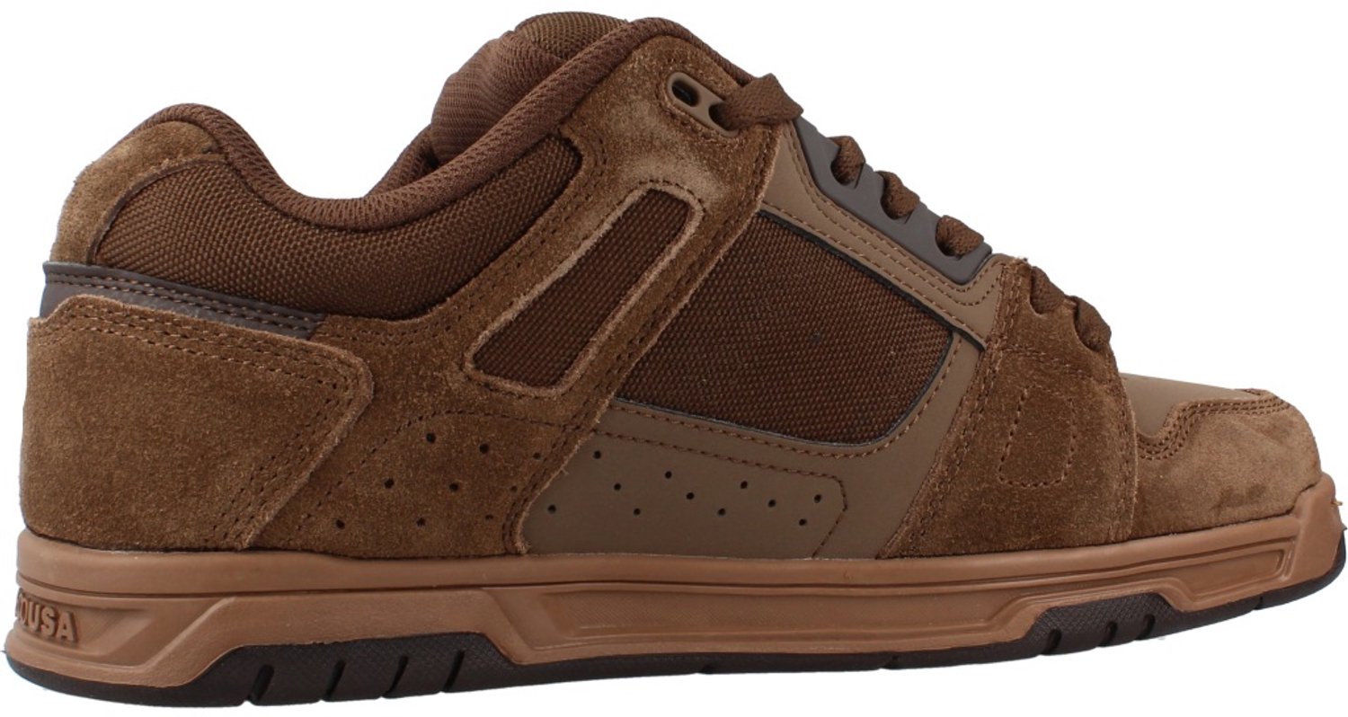 DC STAG Bruin 42 EU
