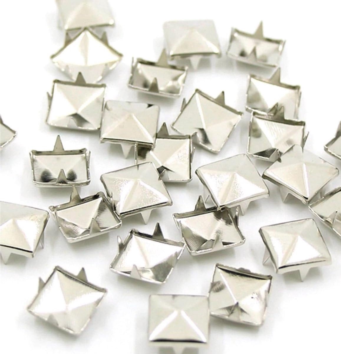 Grote Studs spikes - 100 stuks - vierkant buig systeem zelf gothic schoenen kleding maken zilver kleurig siernagel