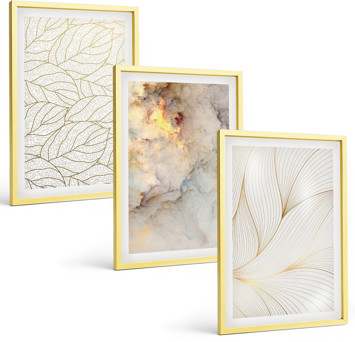 Coloray 3-Delige Schilderij Set - Uitzicht Op Het Strand Met Golven, De Lucht En Een Wandelpier. - 40 x 40 cm En 40 x 60 cm - Muurdecoratie - Interieur Decoratie - Moderne Wanddecoratie