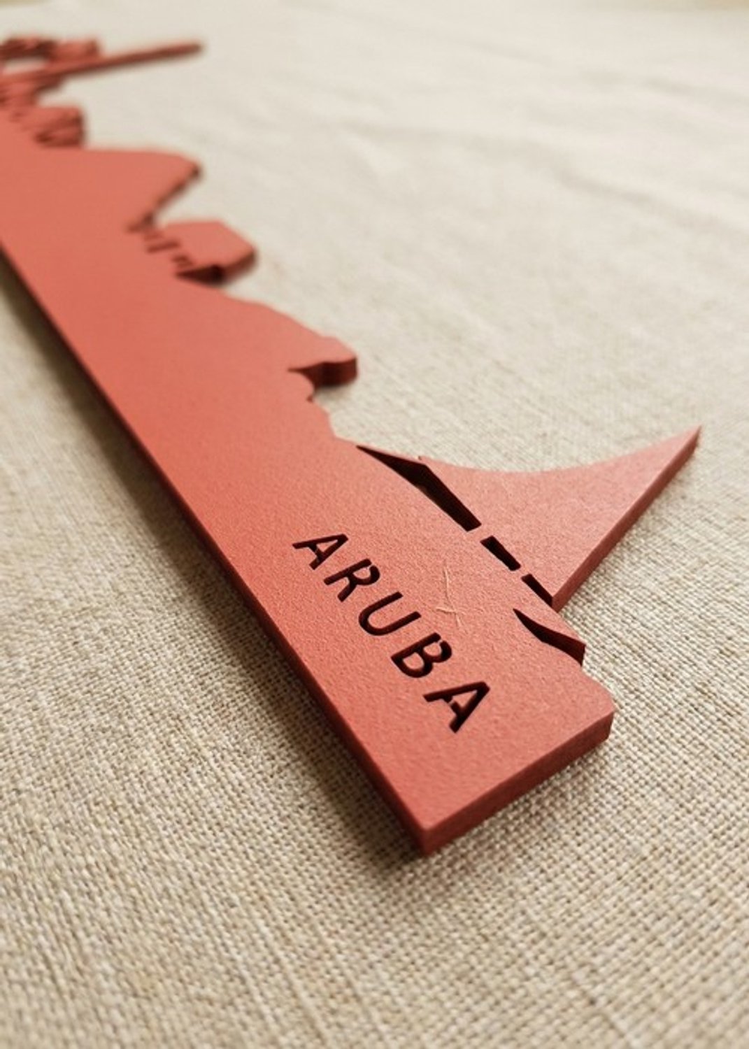 Houten Skyline Aruba | Wanddecoratie voor aan de muur | Rood MDF | 100 x 19 cm