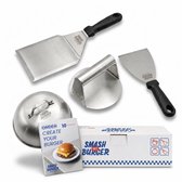 Smashburger Master® - The Smash Burger Set – Inclusief Fysiek receptenboek - Vaatwasserbestendig - BBQ - smash burger press - 5-delig - smash burger set – RVS – Cadeau tip - BBQ Spatel - Melting dome - BBQ Accessoire - hamburger pers - spatel set BBQ