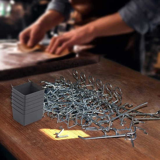 140 Stuks Metalen Pegboard Haken Organizer Assortiment Kit, 15 Stijlen met 60 Peg Sloten Haken Bakken Gereedschapsrek, Geschikt voor 1/8 1/4 Inch Pegboards voor Garage Werkplaats (140Pcs) — afbeelding 2
