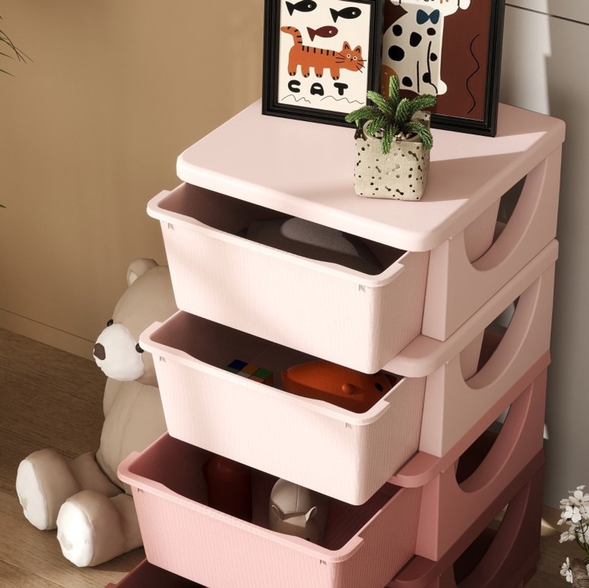 MODFU Kinder Opbergkast - Vier Laden - Roze Kunststof - Ronde Hoeken - 37 X 37 X 76 Cm