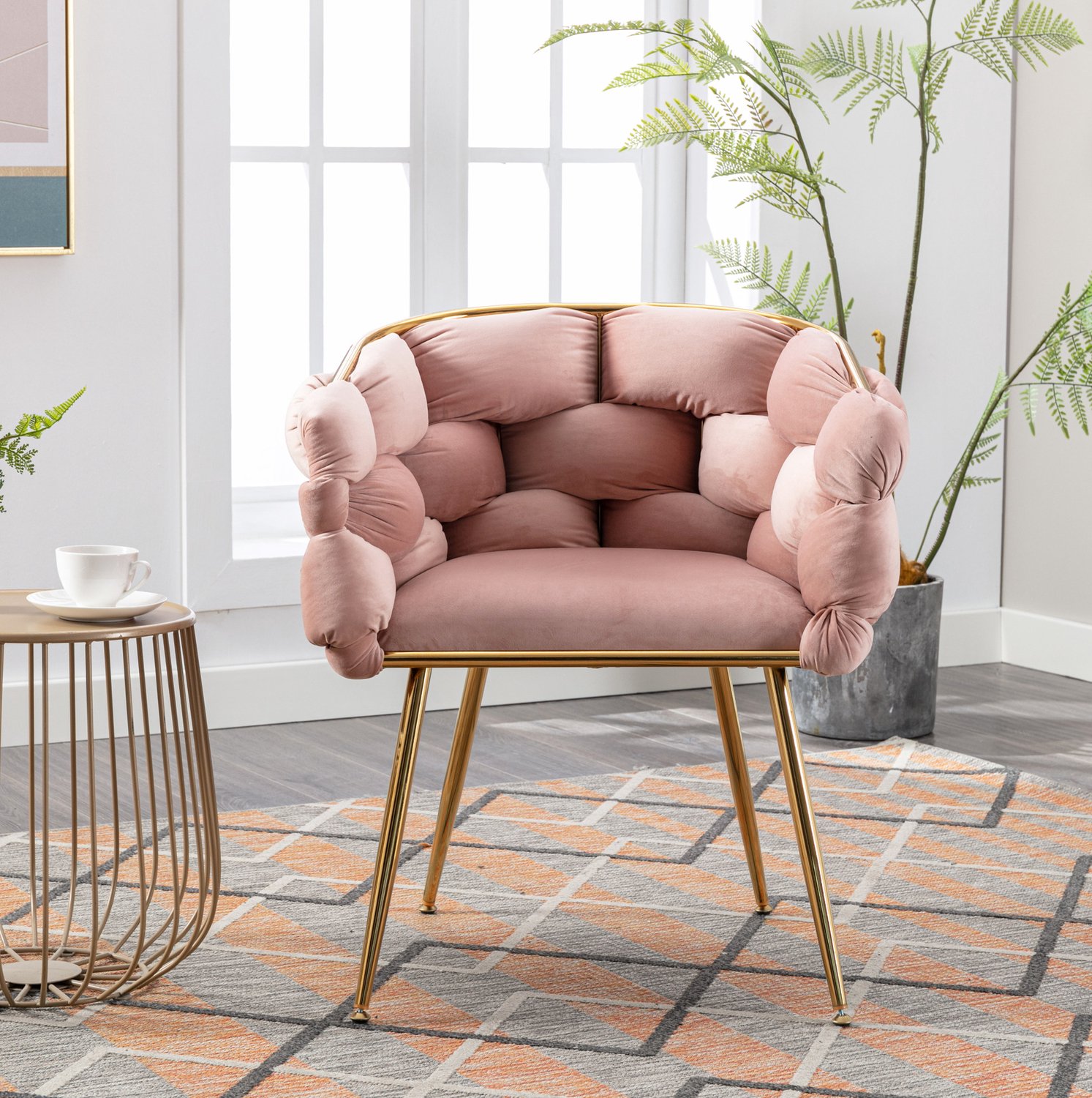WUVRIE Fauteuil met armleuningen - Fluwelen bekleding en metalen poten - Roze