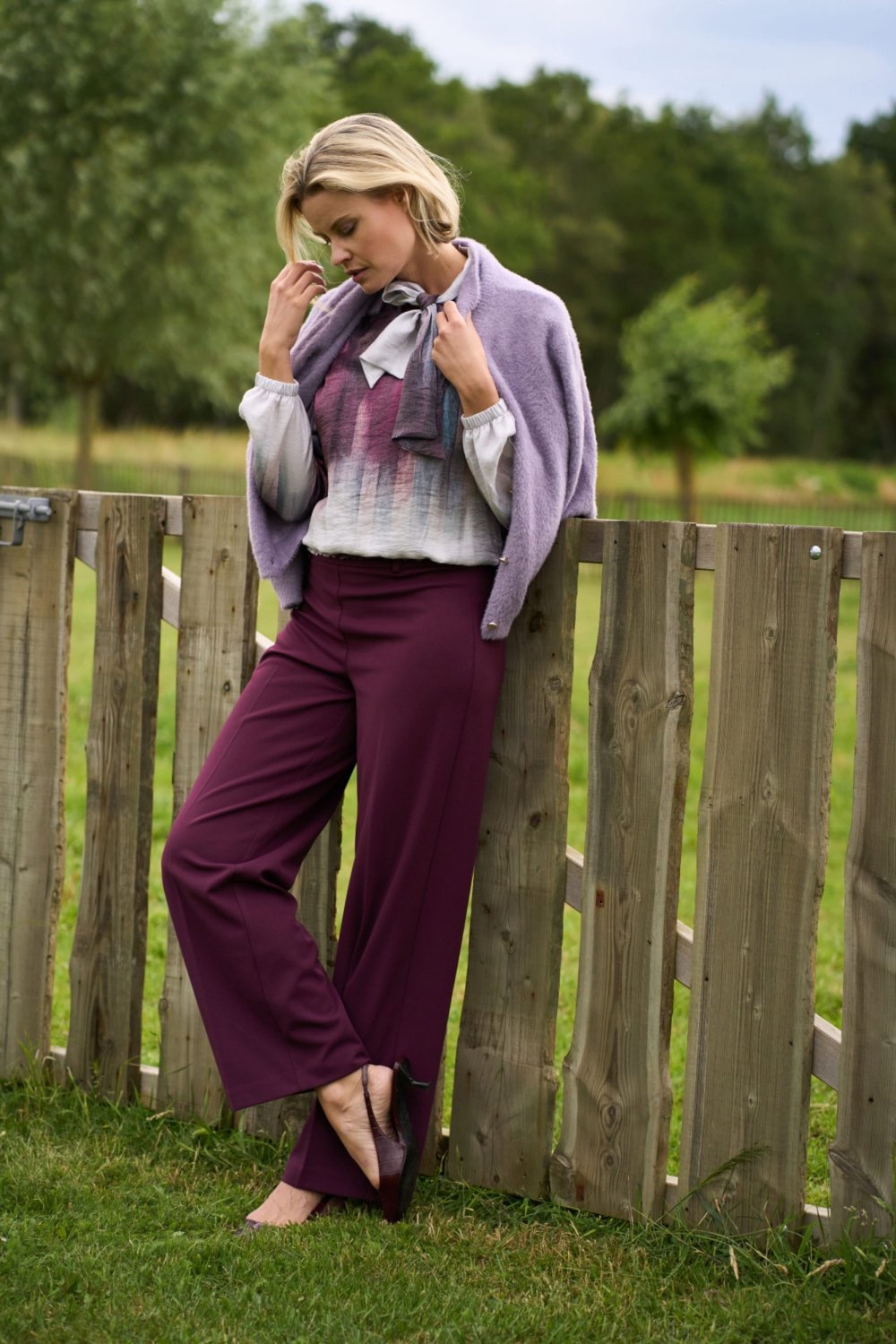 NED Broek Casper Rmb Crepe Woven Elastan 26w2 U245 01 821 Grape Wine Dames Maat - XS