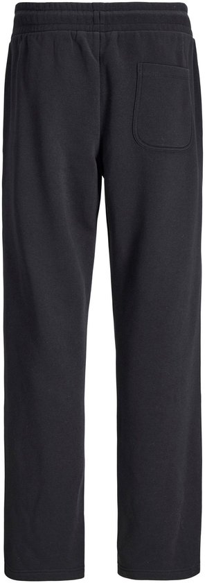 Achterkant van een zwarte sweatbroek met elastische tailleband en één achterzak.