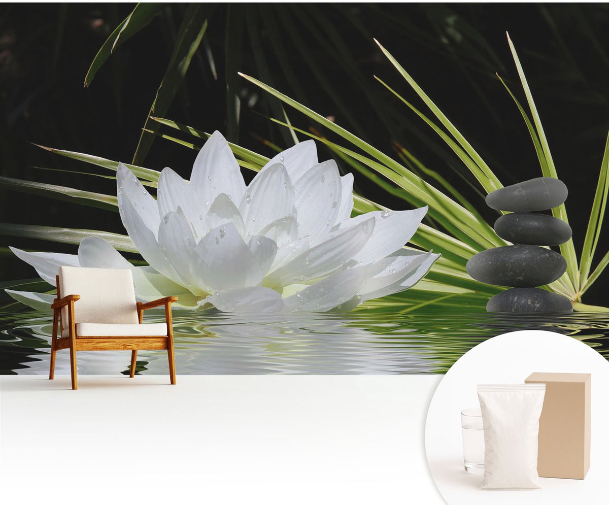 Wallfluent Fotobehang - Wit Vliesbehang - 416x254 cm - Lelie-Meditatie Fotobehang Vlies - Woonkamer behang Bloemen En Planten - Muurschildering - Hal behang