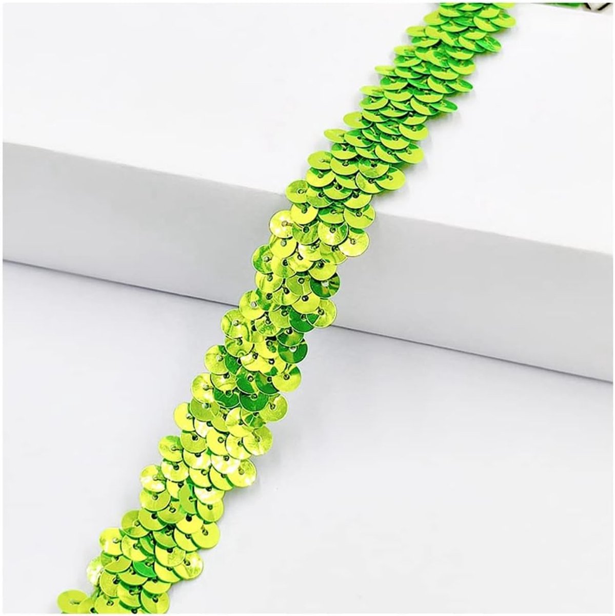 Paillettenband, elastische paillettenband, 2 cm breed, paillettenband, 2 rijen, paillettenboord, stoffen band voor doe-het-zelf naaien, kleding, handwerk, decoratie, lichtgevend groen