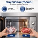 Ontdooifunctie voor tijd of gewicht, getoond met bevroren en ontdooid vlees in glazen schalen.