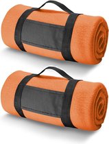 2x Fleece dekens/plaids oranje met afneembaar handvat 150 x 120 cm  - Fleecedekens - Woonaccessoires
