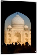 Tuinposter – Drukte bij Taj Mahal - India  - 80x120cm Foto op Tuinposter  (wanddecoratie voor buiten en binnen)