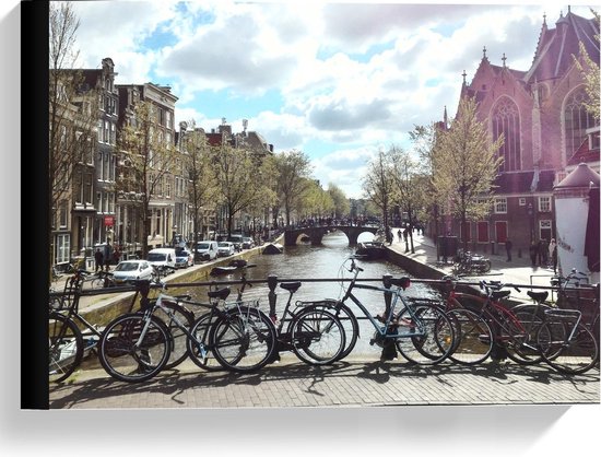 Canvas  - Fietsen aan de Gracht in Amsterdam - 40x30cm Foto op Canvas Schilderij (Wanddecoratie op Canvas)