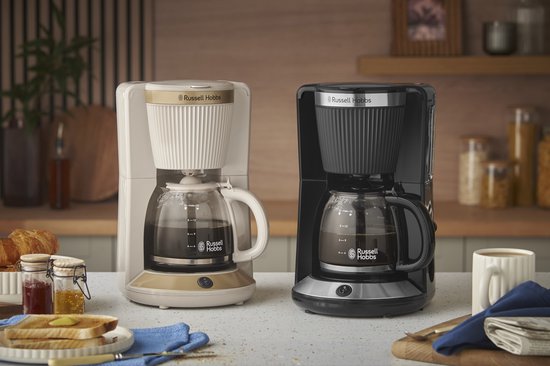 Russell Hobbs Brontë Zwart - Koffiezetapparaat - 26780-56