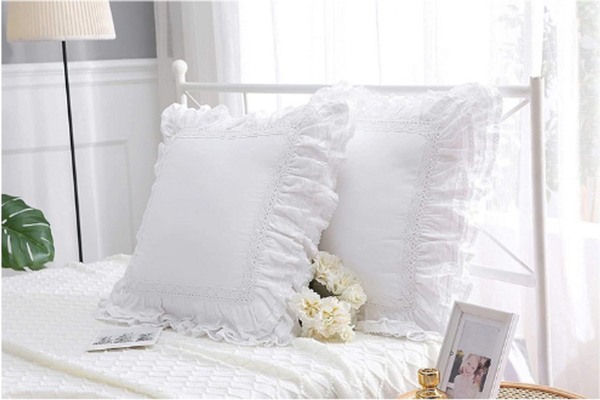 BOG Kussenhoezen Set Van 2 - 50x50 Cm - Wit Katoen Met Kant En Ruches - Luxe Elegante Sierkussenhoezen Met Rits