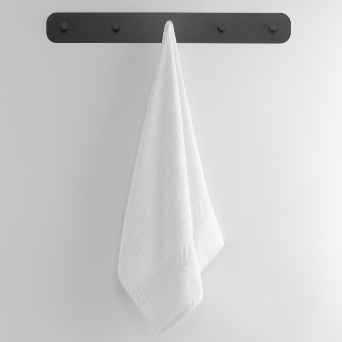 DecoKing Bamby Badhanddoek 70x140cm Wit - Luxe Katoen & Bamboe