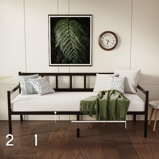 Zinus - Bedframe Justin 190x140 cm - Metaal - Zwart - Hoofdbord - Eenvoudige montage - Hoogte 30 cm - Opbergruimte onder het bed - Modern design