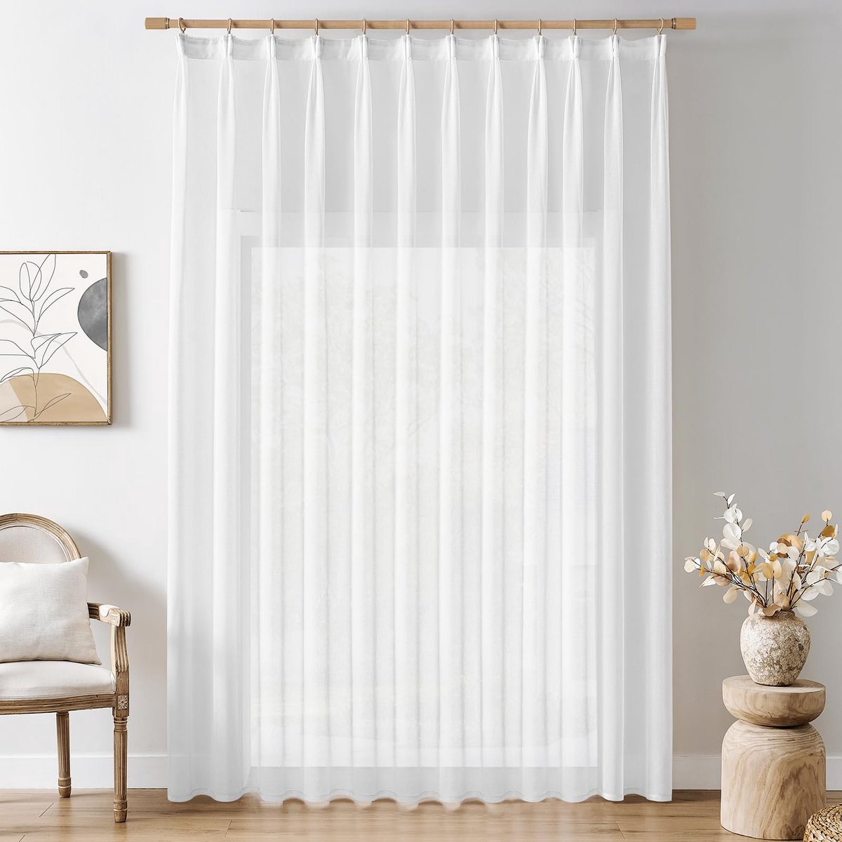 Azomor® Witte plooiband gordijnen als stijlvolle ruimteverdeler voor uw woonkamer