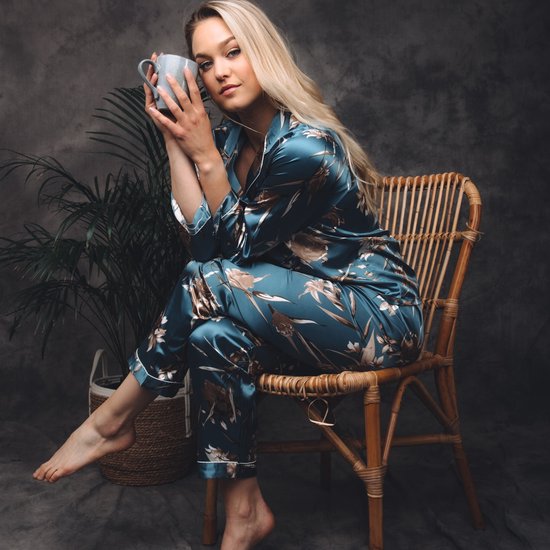 Pyjama femme - pyjama - satin - manches longues - bleu avec roses - taille S/M - cadeau luxe femme