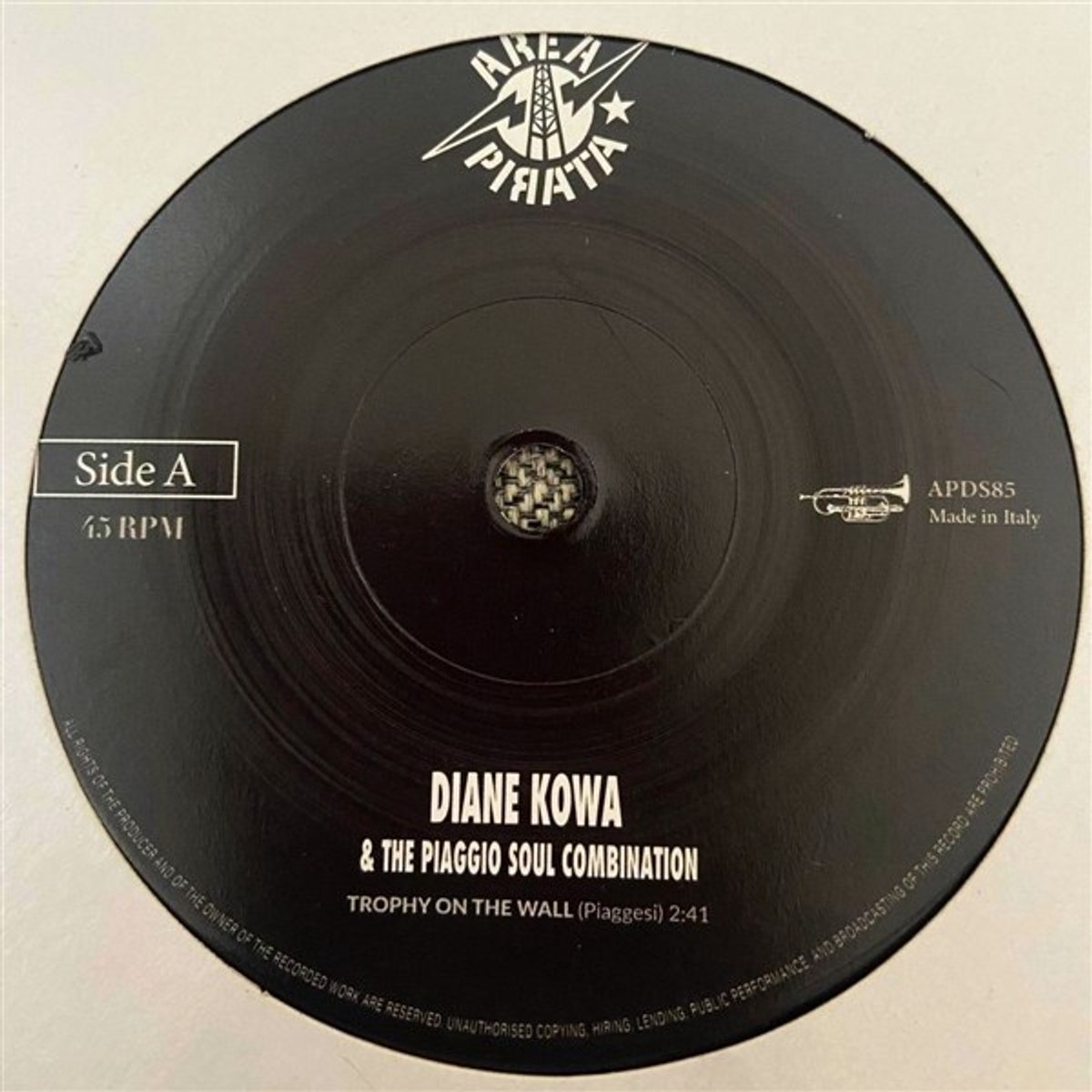 Diane Kowa & The Piaggio Soul Combination - Trophy On The Wall (7" Single)