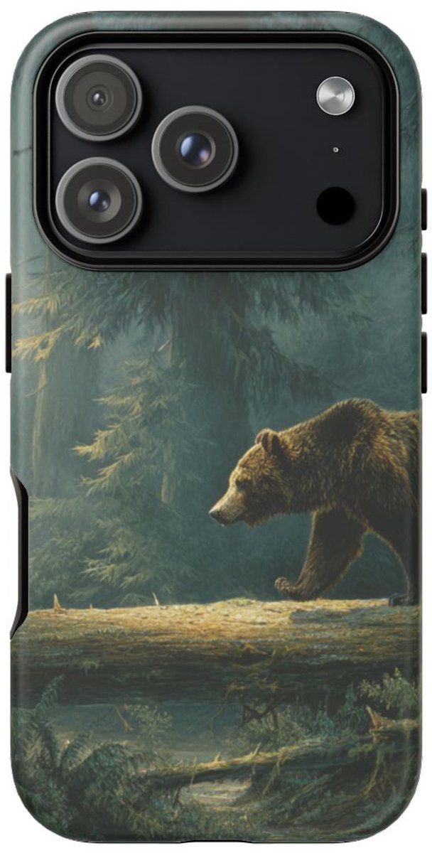 Bruine Beer op Omgevallen Boomstam in Bos – Telefoonhoesje Geschikt voor iPhone 17 Pro