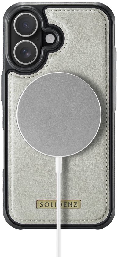 Beige telefoonhoesje met MagSafe-compatibele cirkel en Solidenz logo.