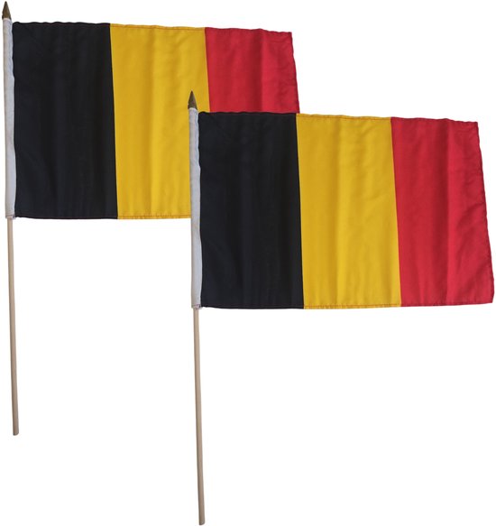 Set de 2x grands drapeaux agitant de luxe Belgique 30 x 45 cm - Articles de fête et décorations belges