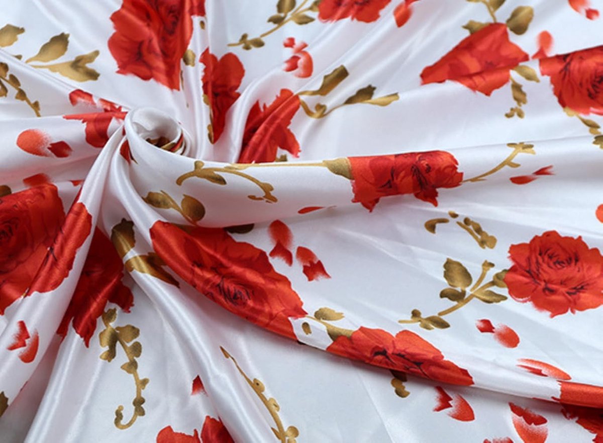 Dailygoods - Satijnen Stof met Bloemenpatroon voor Creatief Gebruik