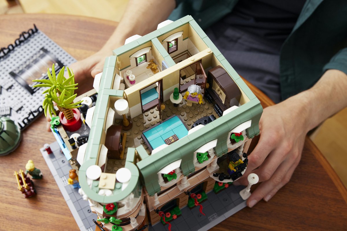 LEGO Icons Boetiekhotel- 10297 — afbeelding 16