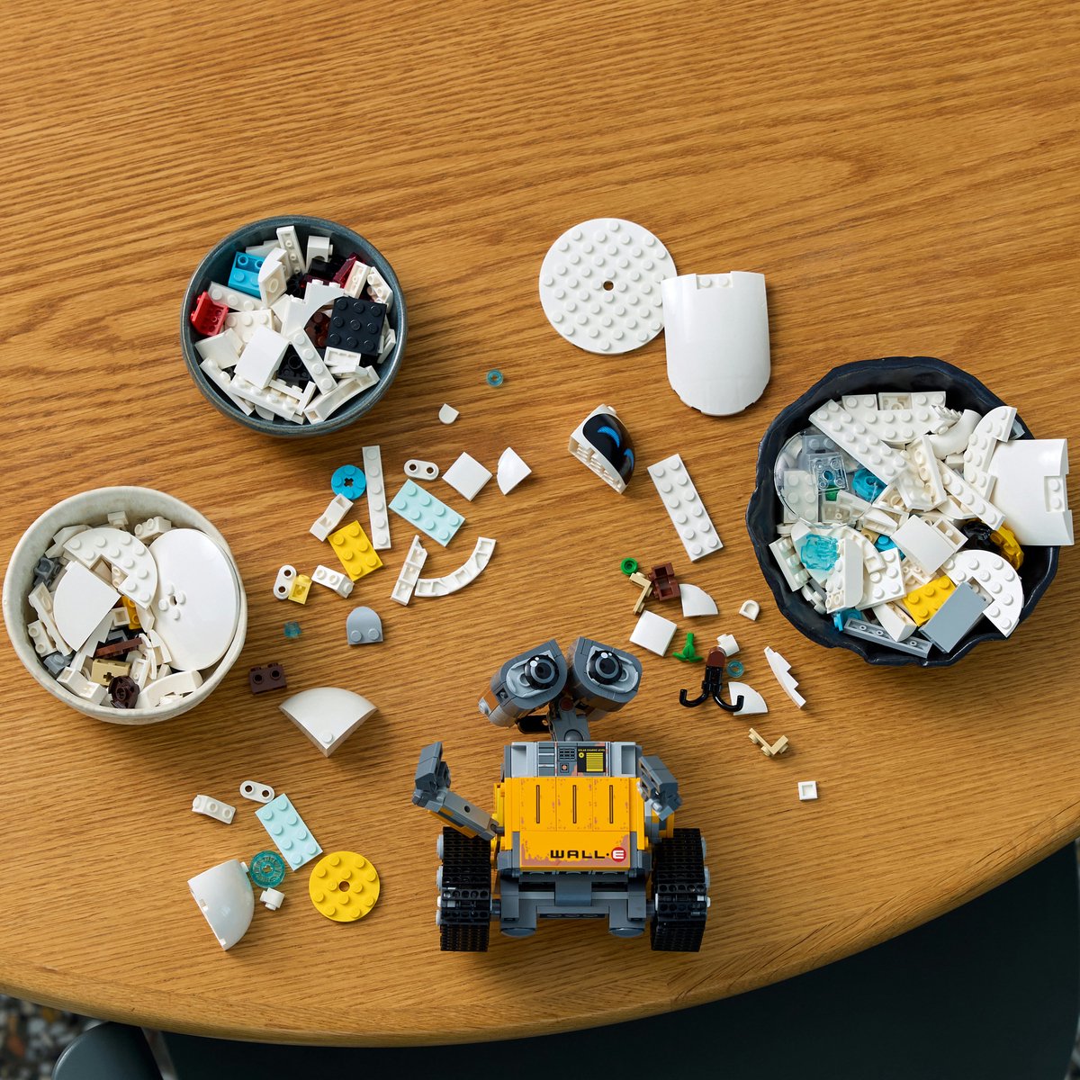 LEGO Disney en Pixar WALL-E en EVE - 43279 — afbeelding 9