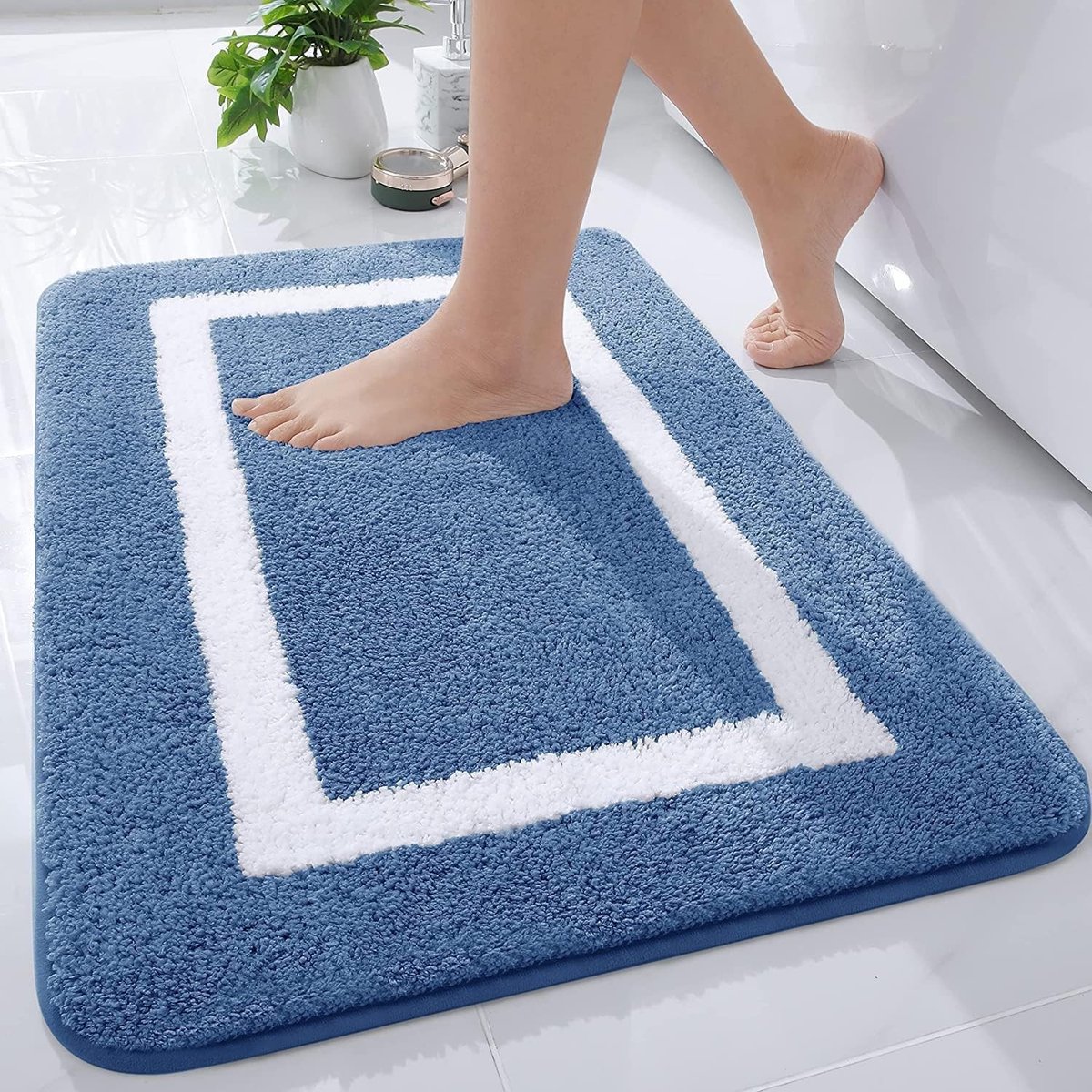 Dailygoods - Dailygoody - Badmat - Antislip - Zacht en Hoogpolig - Blauw - Microvezel - Wasbaar - 60 x 90 cm - Geschikt voor Badkamer
