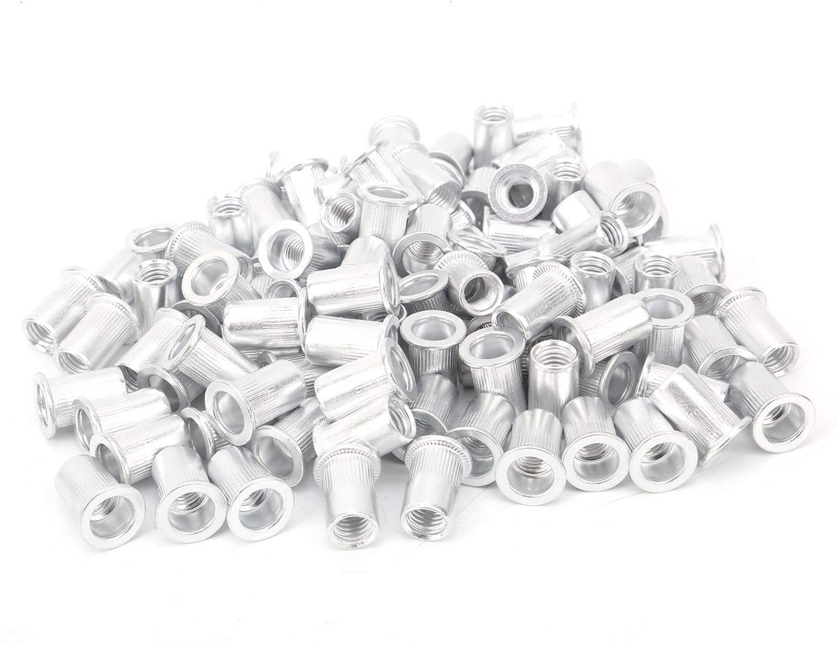 MTTproducts- Trekklinkmoeren 100 Stuks - Aluminium Platte Kop - Binnendiameter 8 mm - Buitendiameter 10,9 mm - Schokbestendig - Voor M8 Klinkmoeren