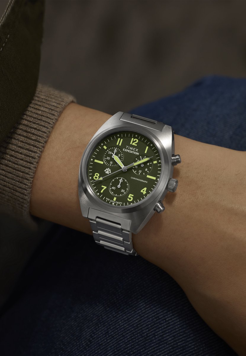 Timex Expedition® Capstone Chronograph Quartz Analoog Horloge Groene En Zilveren Toon Kast: 100% Roestvrij Staal | Armband: 100% Roestvrij Staal 41 mm TW2Y61200AJ, TW2Y61300AJ