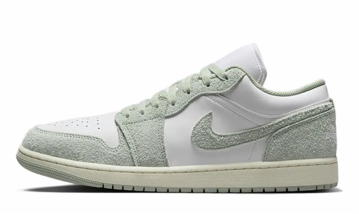 Jordan 1 Low SE Seafoam