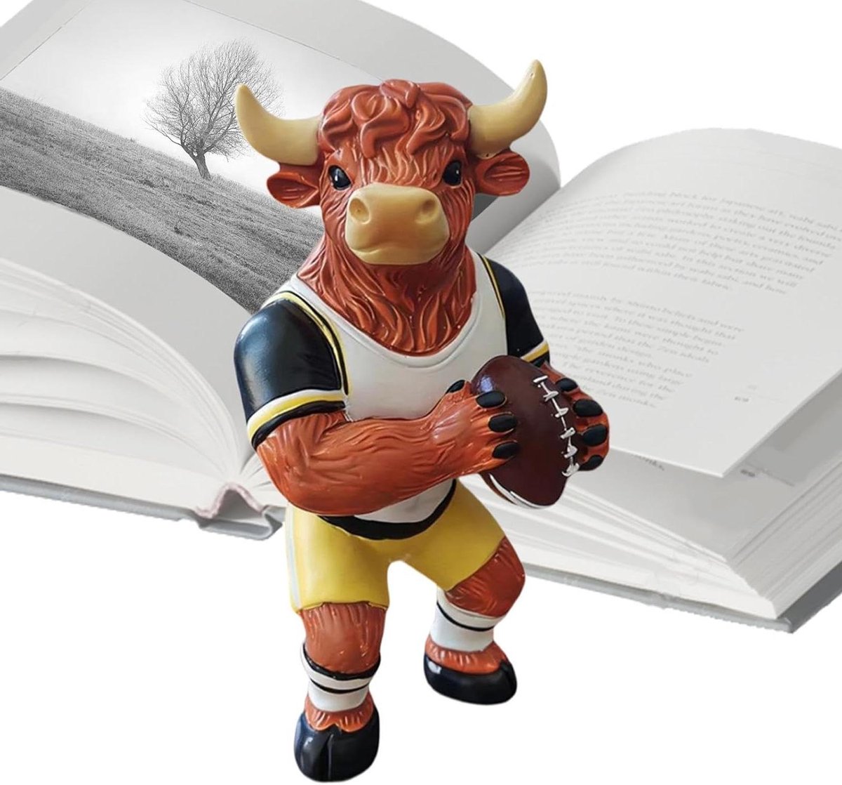 Koe Harsenbeeld - Voetbalstandbeeld - Kantoor Decoratie - 3D Hars Voetbal - 125cm - Bruin