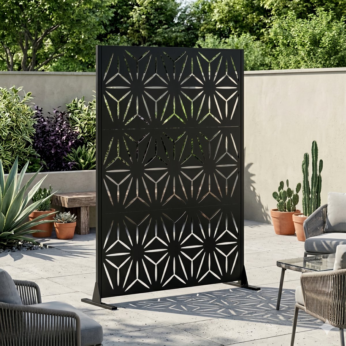 Pugsdrly Metalen privacyscherm voor buiten, vrijstaand, 183 x 116 cm decoratieve metalen schuttingpanelen met stabiele voet, draagbare scheidingsschermen voor terras, balkon, achtertuin en tuin