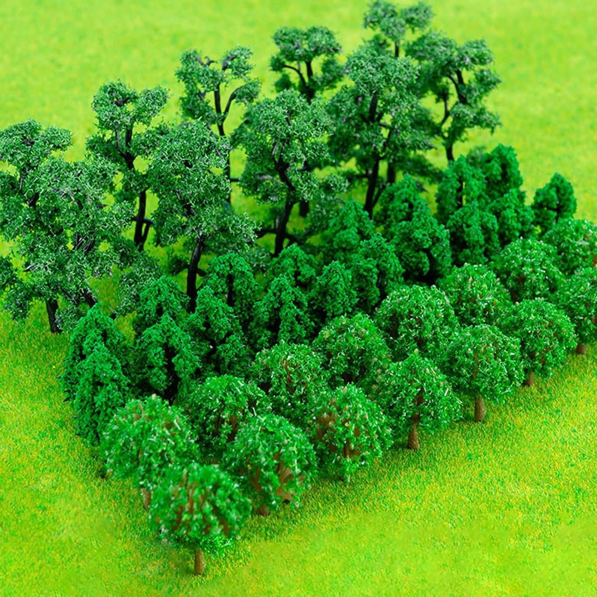 Set van 50 miniatuur bomen voor diorama's en modelbouw, plastic landschap bomen 3-6 cm, ideaal voor creatief knutselen