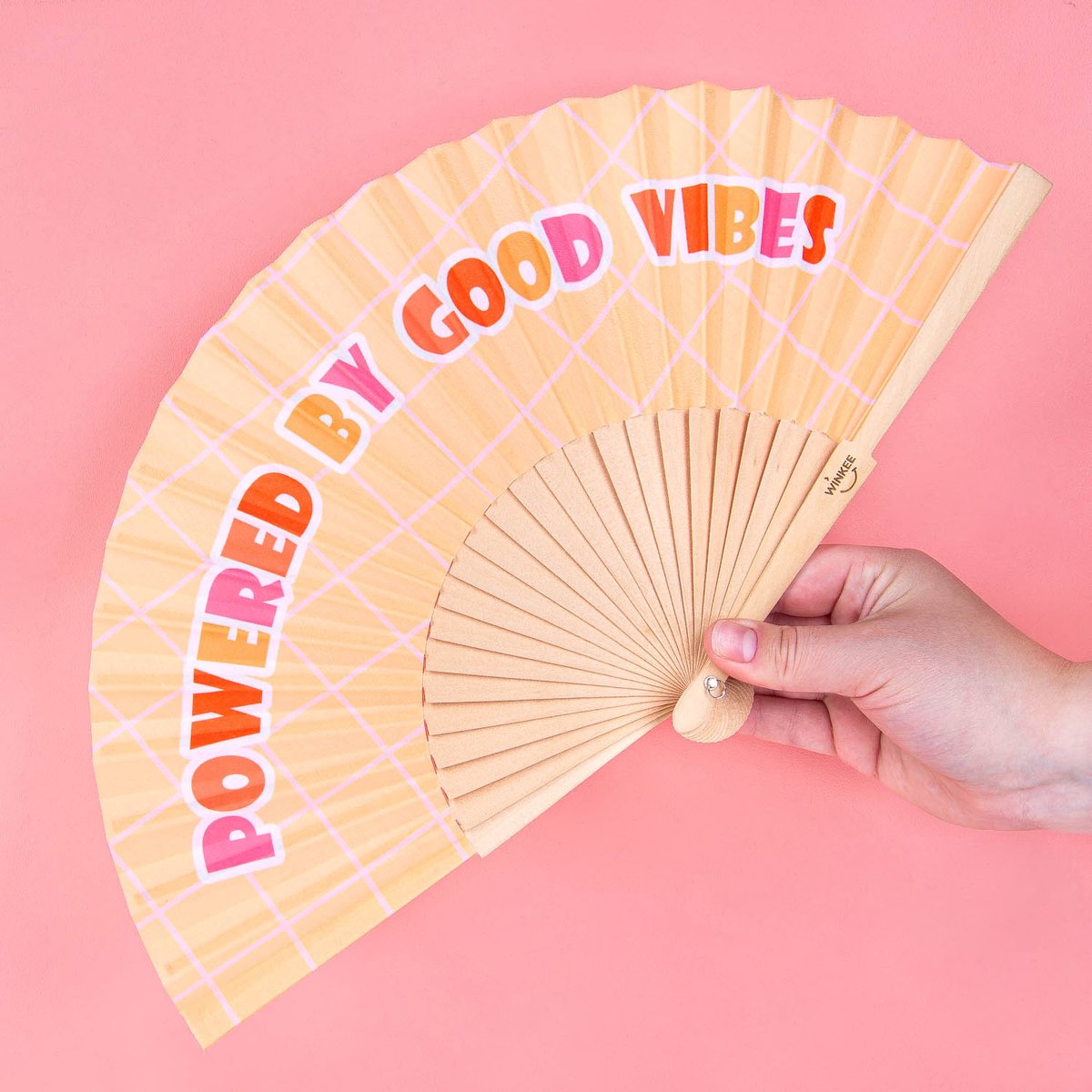 Powered by good vibes waaier van Winkee