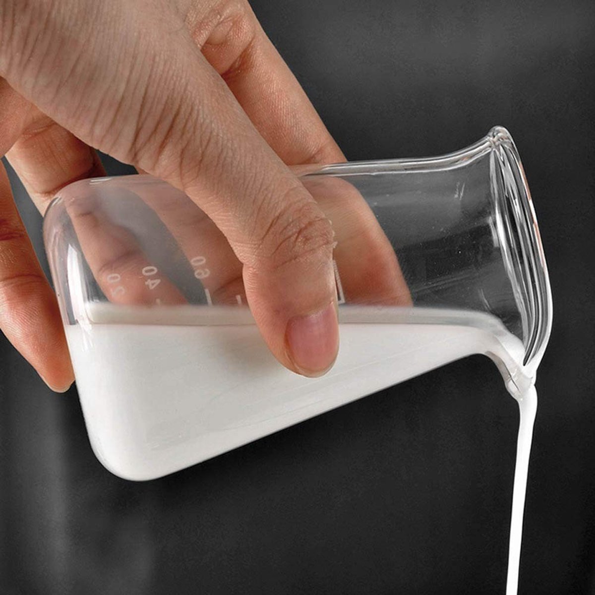 Dailygoods- Koffiemelkkannetje Hittebestendig - Melkopschuimkan - Melkkan - Melkpan - Melkbus - Hoogwaardige Glasmaterialen