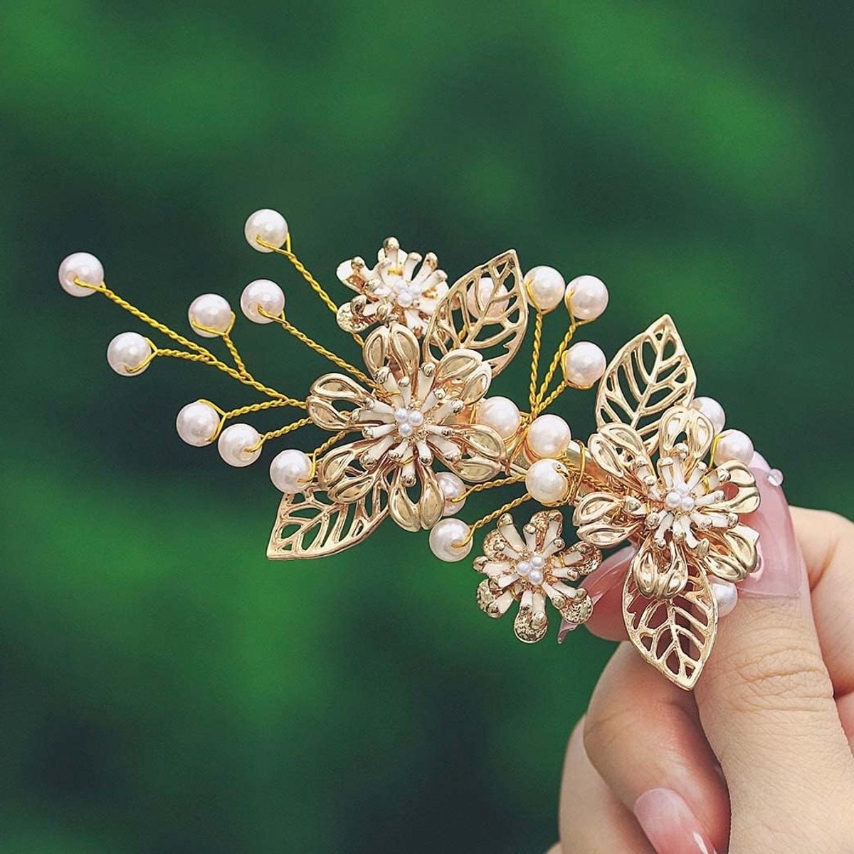 Bruid Haar Clip - Bruiloft Accessoire - Bruiloft - Met Bloem en Parel - 10 x 5 cm - Goud