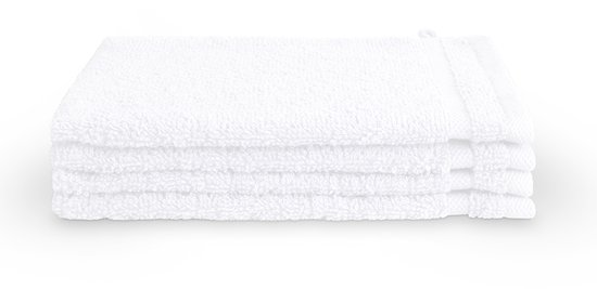 Stapel van vier witte washandjes, 16x21 cm.