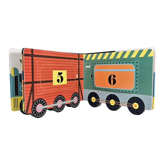 Gekleurd kartonnen kinderboek in de vorm van een treintje, met wagon 5 oranje met strepen en wagon 6 groen met gele strepen.