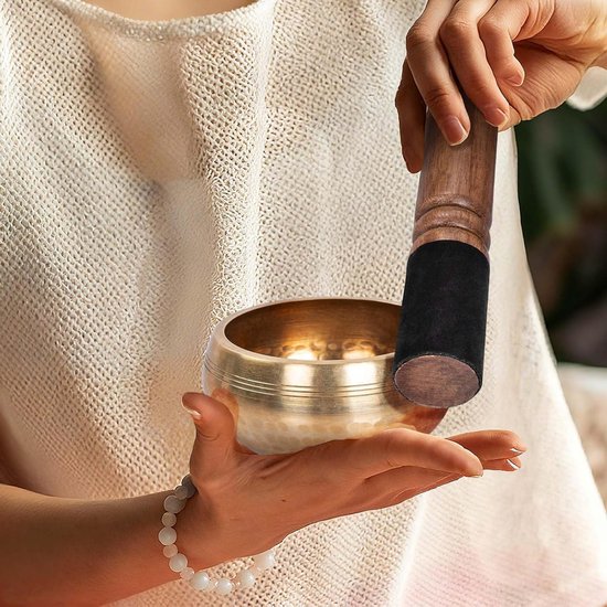 Tibetaanse Klankschaal Set met Klem en Kussen, Handgemaakt, 10.5 cm, Ideaal voor Meditatie en Ontspanning — afbeelding 3