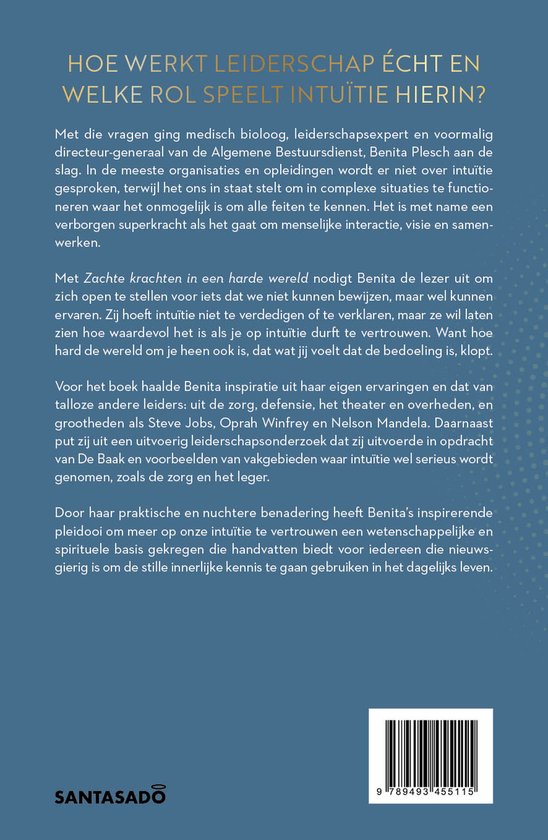 Achterkant van het boek "Zachte krachten in een harde wereld" met tekst en een barcode.
