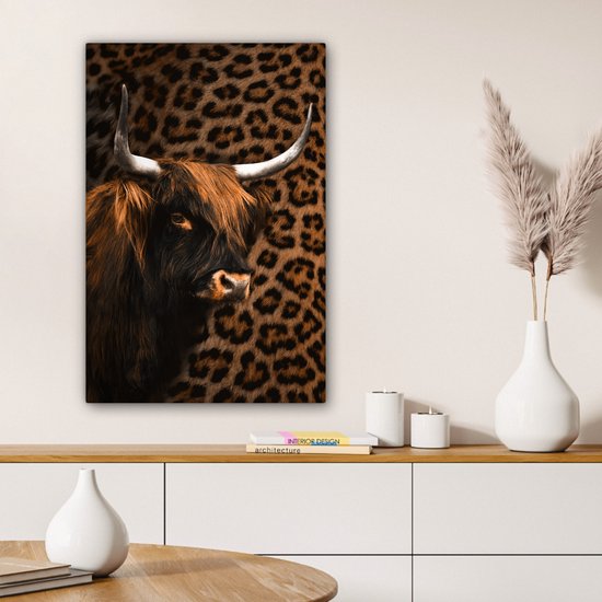Canvas schilderij 40x60 cm - Wanddecoratie Schotse Hooglander - Koe - Panter - Muurdecoratie woonkamer - Slaapkamer decoratie - Kamer accessoires - Schilderijen op canvas