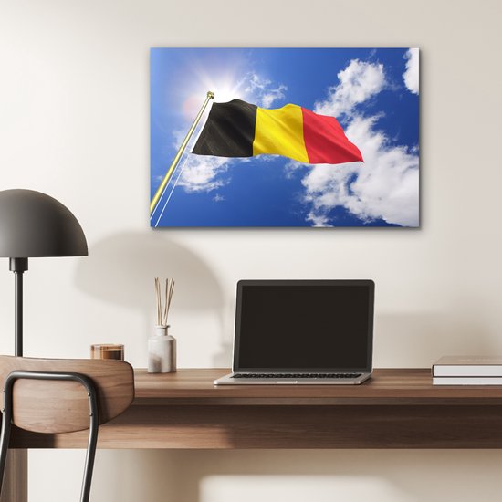 Le drapeau de la Belgique flotte dans les airs Aluminium 60x40 cm - Tirage photo sur Aluminium (décoration murale en métal)