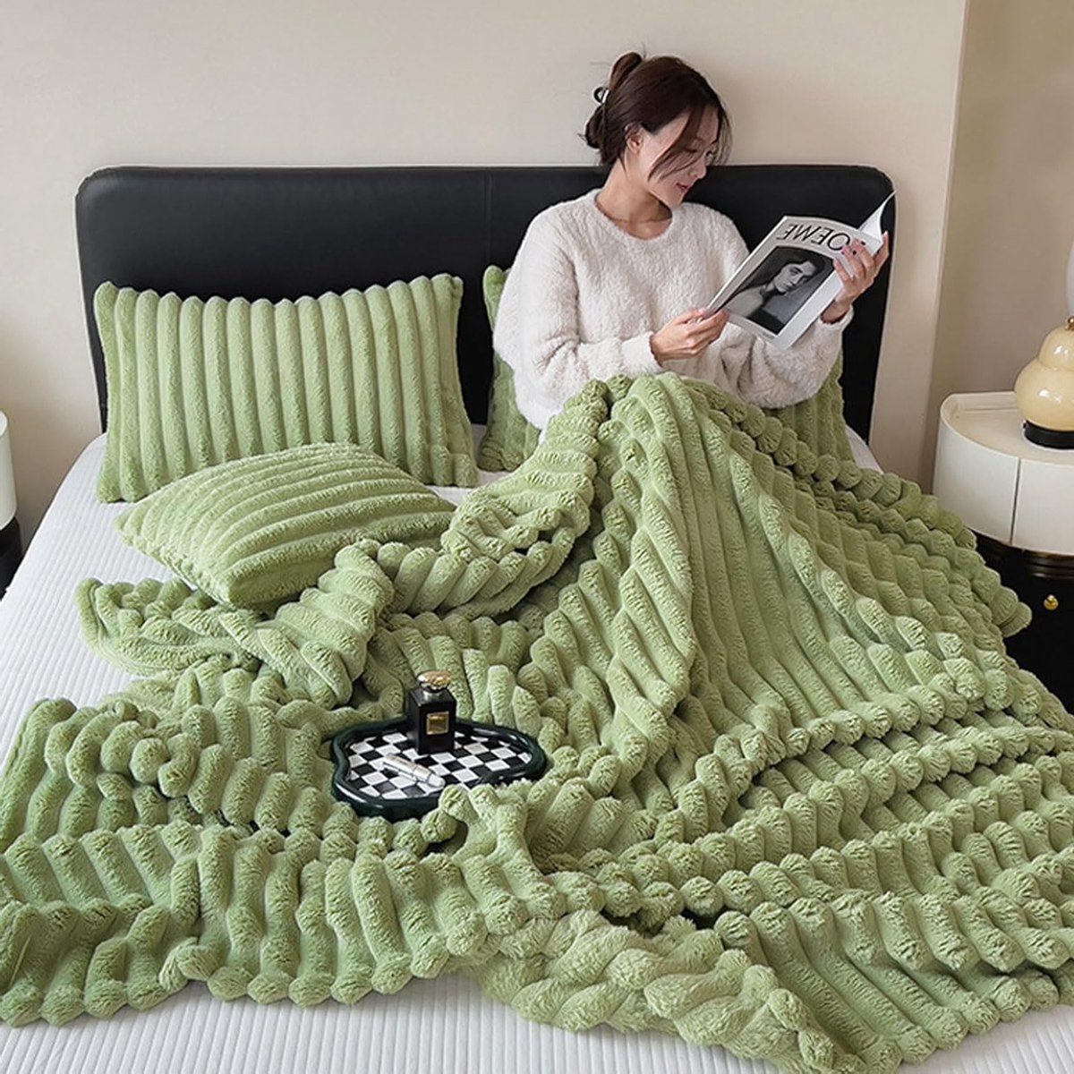 Zachte Flanellen Deken voor de Bank of Bed, Groen, 180 x 200 cm, Fluffy en Knuffelbaar, Perfect voor Comfort en Warmte