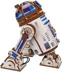Houten R2-D2 model met de tekst 'FOCUS'. De robot is wit met blauwe details.