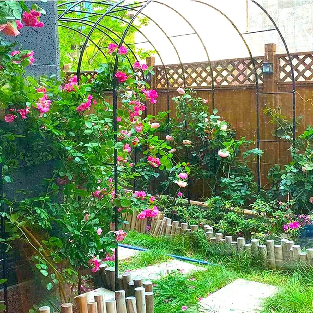 Tuinboog Metaal - Rozenboog Wedding Arch - Klimplanten Ondersteunen - Heavy Duty Constructie - 1.4x2.3m - Zwart